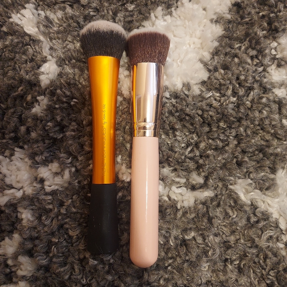 Foundation Brushes